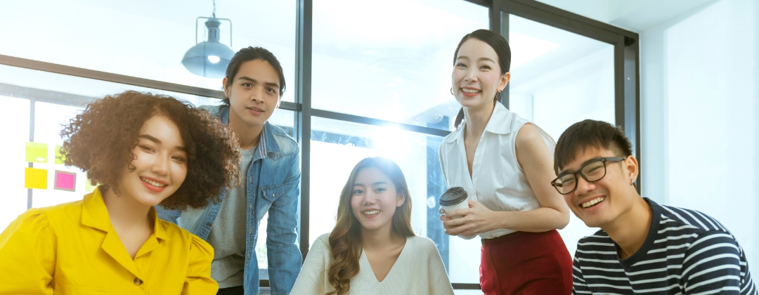 Tap into your career possibilities.<br>
Work with AUO, one of the world’s best employers, and unveil what lies ahead.