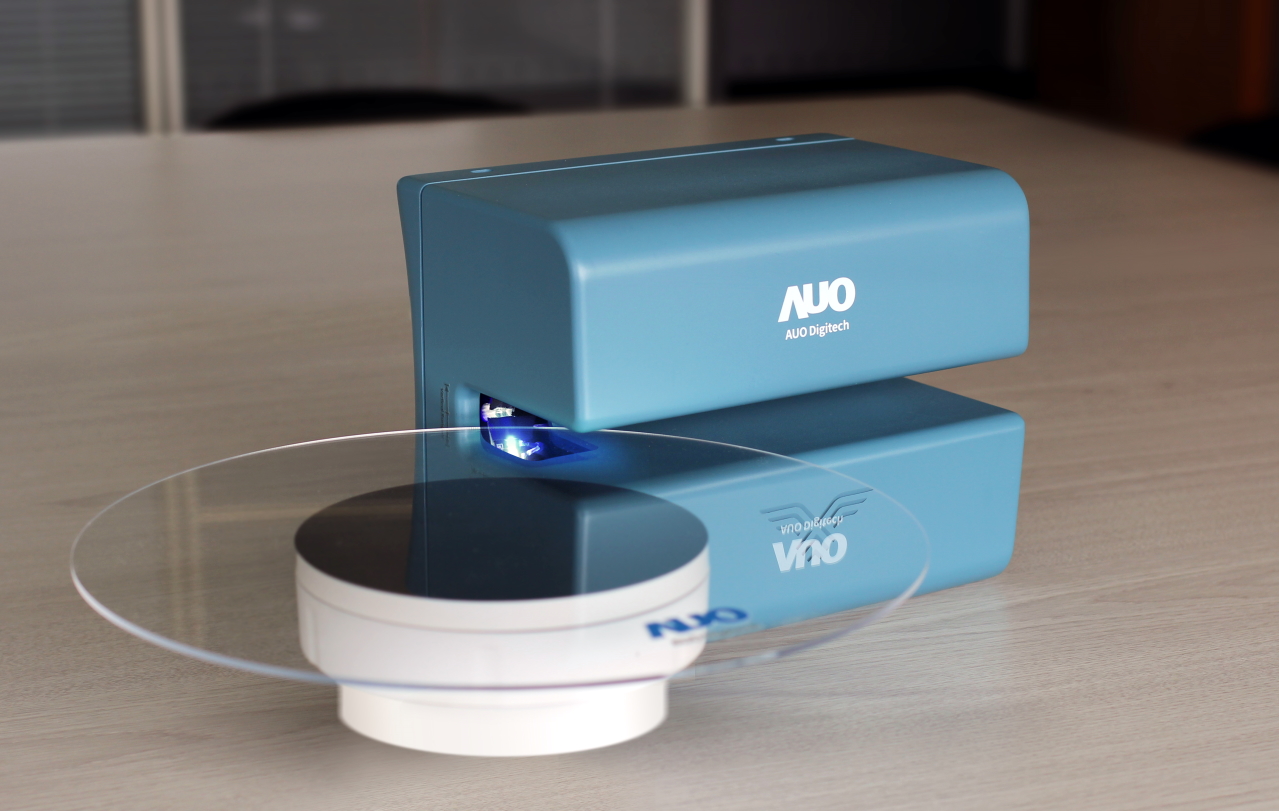 達擎寬視角3D醫療顯示器，協助醫護團隊成員於手術進行時，皆能看到一致性的3D影像，提高溝通效率，使手術更精準、快速完成達擎寬視角3D醫療顯示器，協助醫護團隊成員於手術進行時，皆能看到一致性的3D影像，提高溝通效率，使手術更精準、快速完成